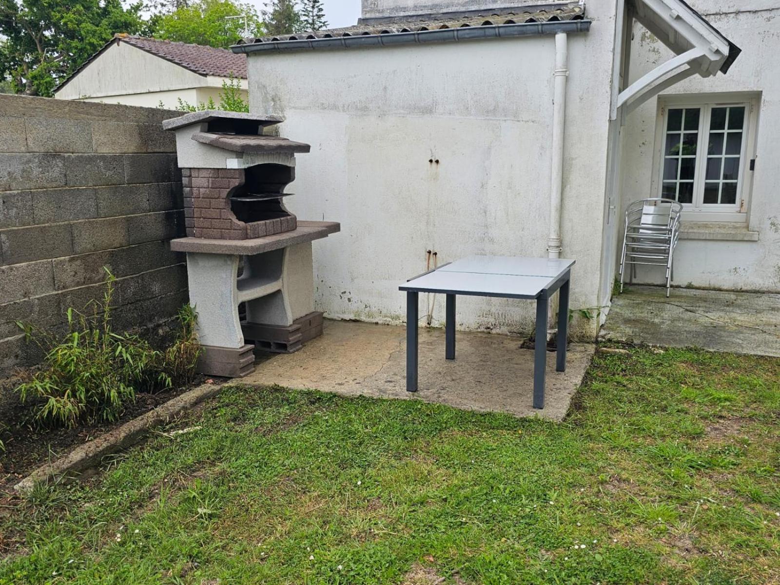 La Fromagerie Maison Lumineuse Et Spacieuse Beau Sejour 5 Ch 2 Wc 1 Sdb Grand Jardin Clos 5Mn A Pied Commerces 10 Mn Plage Omaha Beach Proche Plages Du Debarquement Trevieres Exterior foto